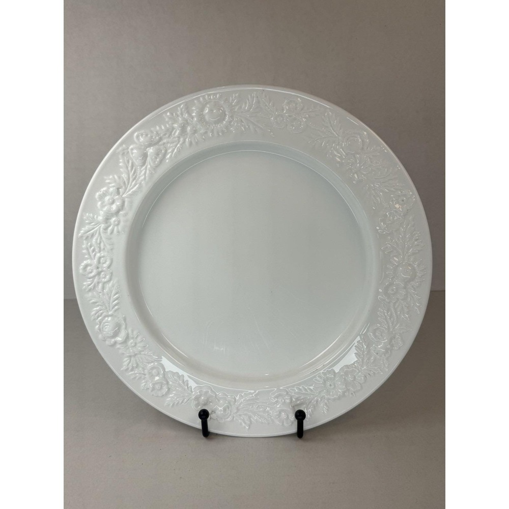 Anchor Hocking Vitrock Flower Rim 10" Dinner Plate Depression Milk Glass